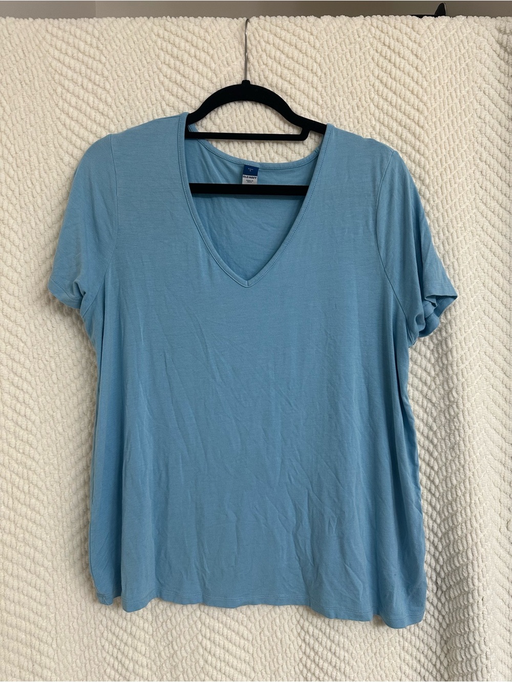 Old Navy Women's Sky Blue V-Neck Short Sleeve Tee